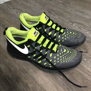 Nike Men’s FingerTrap Shoes